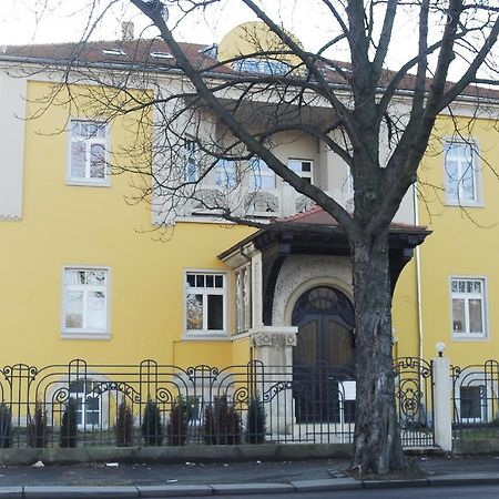 Villa De Baron Dresden Exterior photo